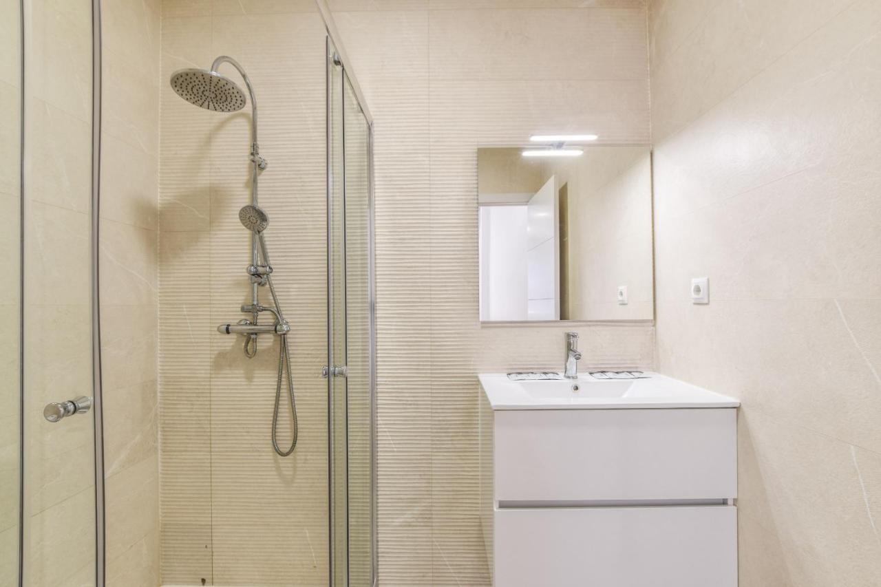 Apartamentos Reformados En Vallecas Мадрид Екстер'єр фото